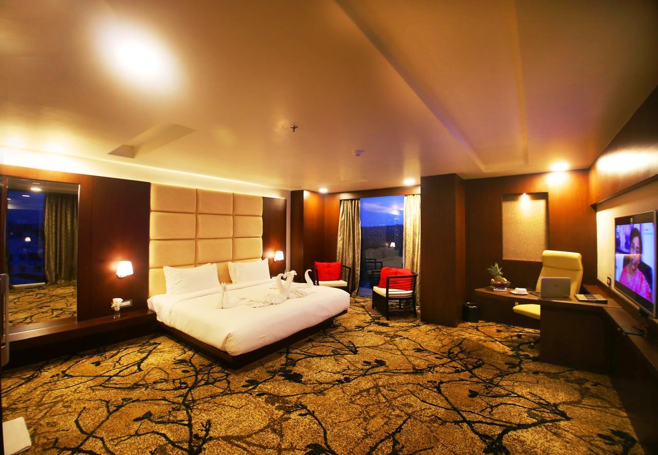 Vijan Mahal Hotell Jabalpur Exteriör bild