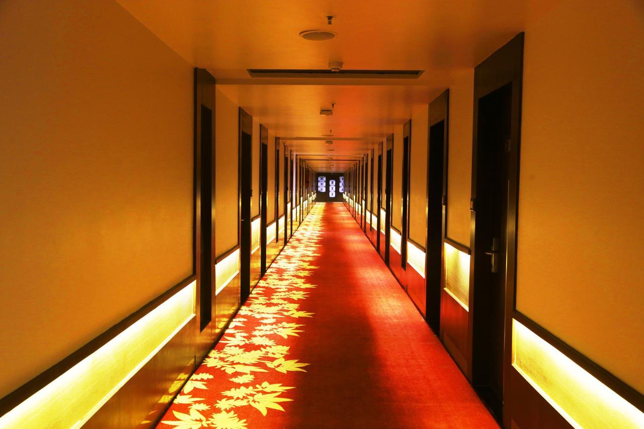 Vijan Mahal Hotell Jabalpur Exteriör bild