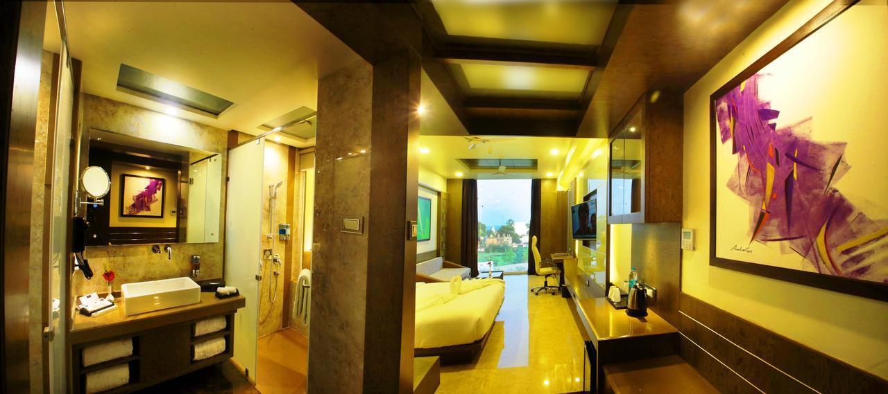 Vijan Mahal Hotell Jabalpur Exteriör bild