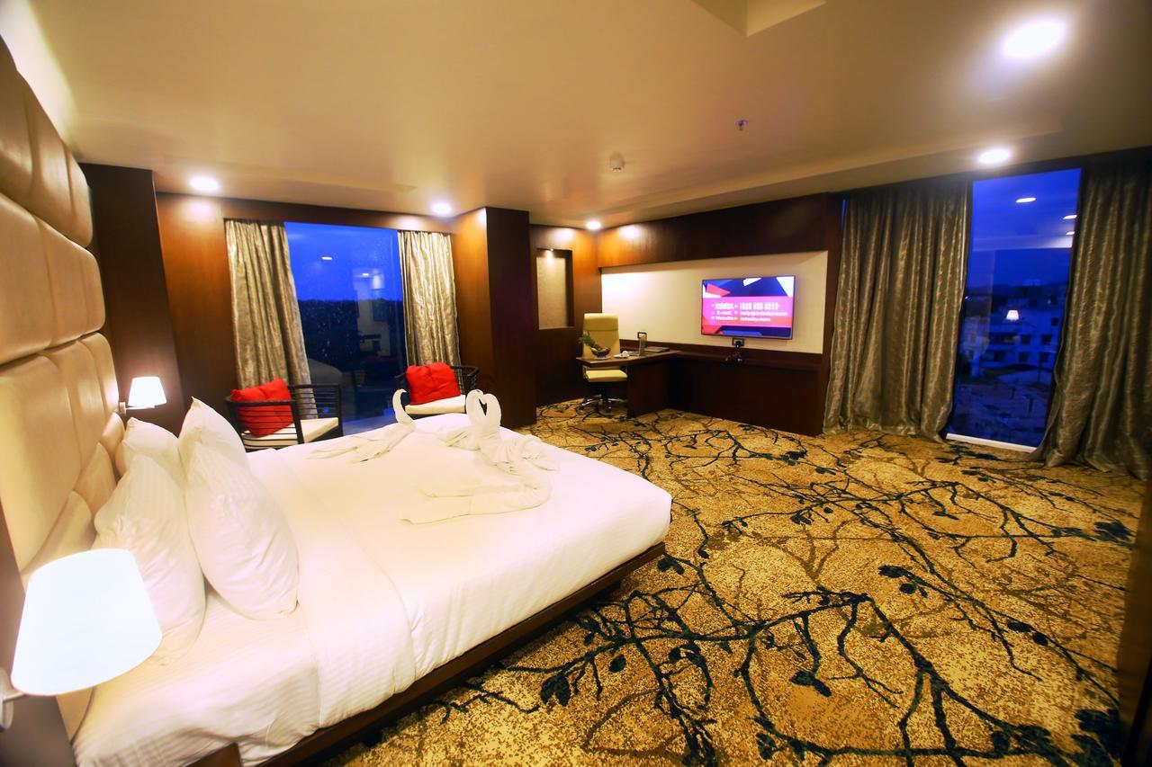 Vijan Mahal Hotell Jabalpur Exteriör bild