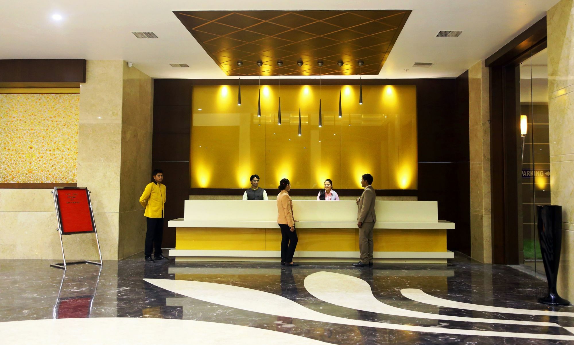 Vijan Mahal Hotell Jabalpur Exteriör bild